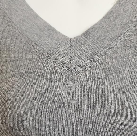 Banana Republic Puff Sleeve Top - Picture 6 of 15